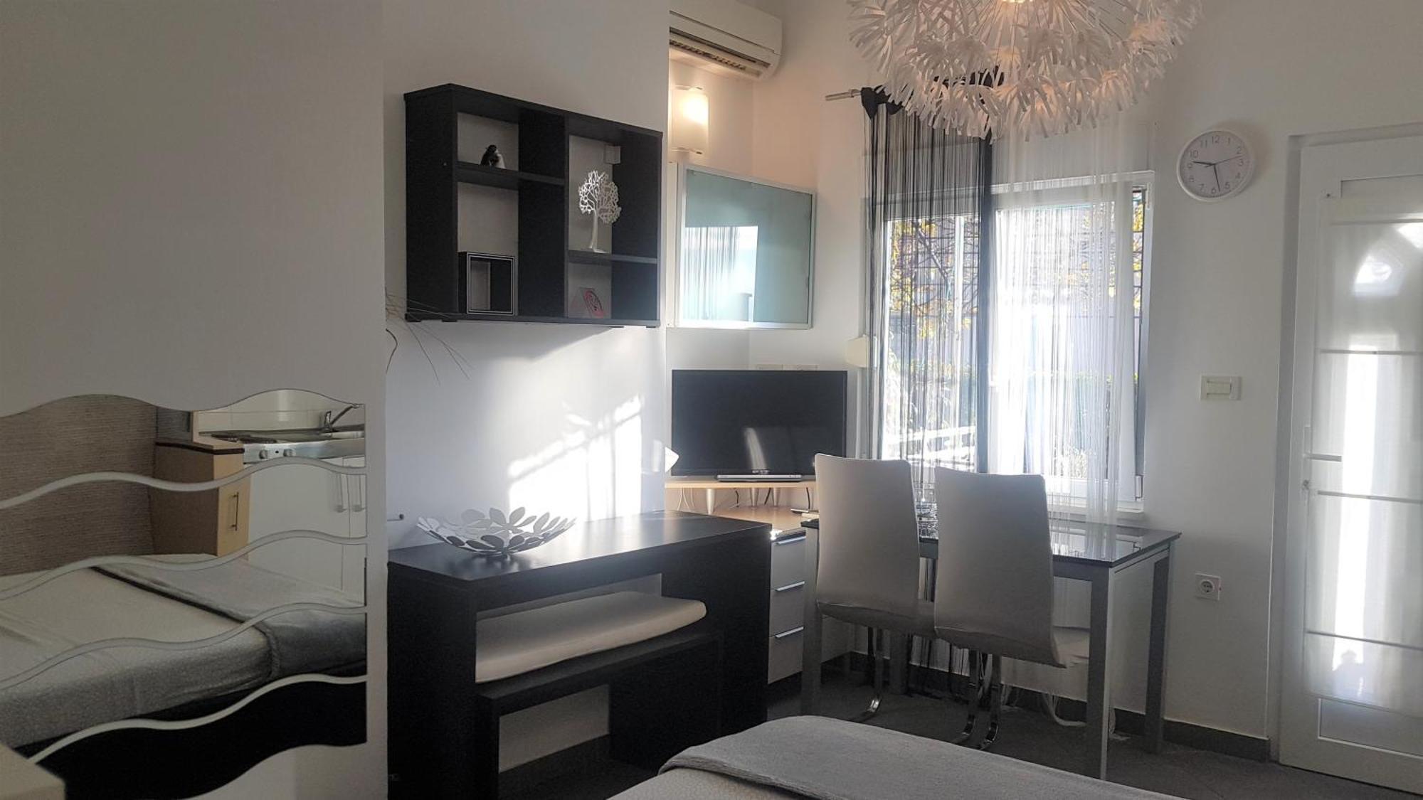 Family Friendly Apartments With A Swimming Pool Lovran, Opatija - 14178 Exterior photo